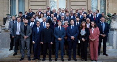 ДОГОВОР МЕЃУ МАКРОН И ЗЕЛЕНСКИ: Украина купува 100 авиони „Рафал“