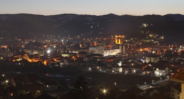 АНКЕТА ВО ШЕСТ ОПШТИНИ ОД ЗЕМЈА ВО РЕГИОНОТ: Дури 94 отсто од испитаниците рекле дека не планираат да останат таму