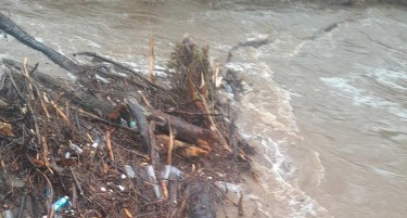 Пчиња се излеа кај Меморијалниот центар АСНОМ и кај бања Стрновац