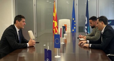 УНГАРСКИ ИКАРУС РАЗГЛЕДУВА УСЛОВИ ЗА ИНВЕСТИЦИИ ВО МАКЕДОНИЈА - претставник на компанија за производство на автобуси на средба во ТИРЗ