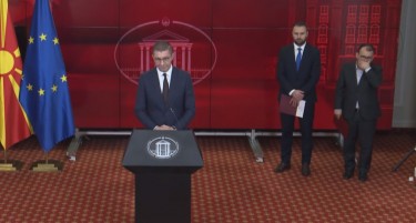 „УТРЕ ЌЕ СЕ ФИНАЛИЗИРААТ СИТЕ РАБОТИ“: Мицкоски не ги кажува имињата на новите министри