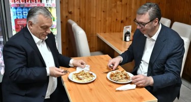 Вучиќ и Орбан на бурек во Суботица