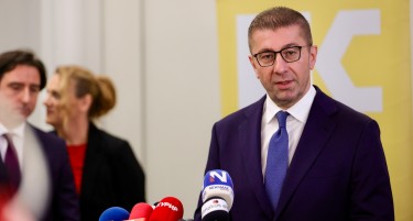 Мицкоски ќе биде на чело на ВМРО-ДПМНЕ само уште еден мандат