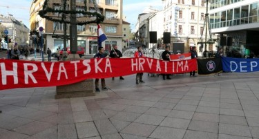 (ВИДЕО) „Хрватска на Хрватите“: Во Риека се одржа протест против странските работници, тврдат дека мигрант ја избодел калуѓерката во Загреб