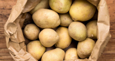 Четворица струмичани украле 160 вреќи со компири од камион на тетовец