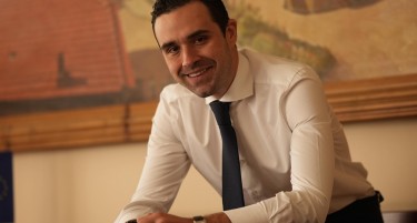 ПО ОСТАВКИТЕ ВО СДСМ, СЕ ОГЛАСИ КОСТАДИНОВ: Ова е одлука што треба да се поздрави, отвара простор за вистинска промена