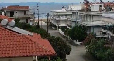 СТАН ВО НЕА ПОТИДЕЈА - ХАЛКИДИКИ ЗА 49 ИЛЈАДИ ЕВРА! Има поглед на море и големина од 60 метри квадратни