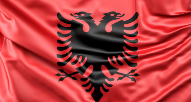 Албанија ќе отвори уште 20 прифатни центри за мигранти