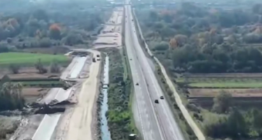 СИЛНА ДИНАМИКА ЗА КОМПЛЕТИРАЊЕ НА АВТОПАТСКОТО РЕШЕНИЕ НА КОРИДОРОТ 8: Николоски со видео го објави напредокот на изградбата