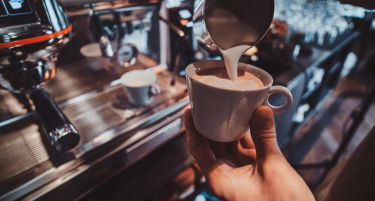 Ова ќе ги погоди сите љубители на кафе – вкусот никогаш повеќе нема да биде ист