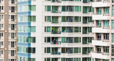 ВО РЕГИОНОТ: Се плашат дека на старост ќе бидат сиромашни и вложуваат во недвижности