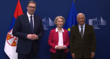 (ВИДЕО) Вучиќ добил порака од Москва - како реагираше Фон дер Лајен?