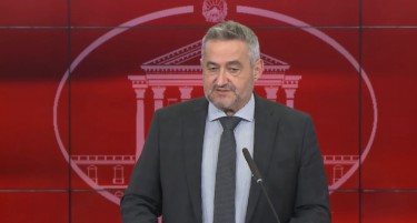 „ЗДРАВСТВЕНИ УСТАНОВИ НАПЛАЌАЛЕ УСЛУГИ ОД ПАЦИЕНТИТЕ КОИ НЕ СМЕЕЛЕ“: Клековски по контролите во Итна помош и Домашна посета