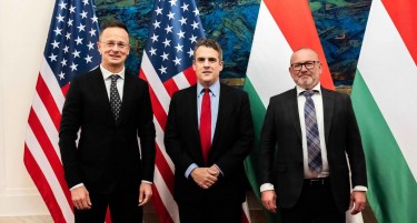 Сијарто: Унгарија потпиша договор со САД за снабдување со течен природен гас